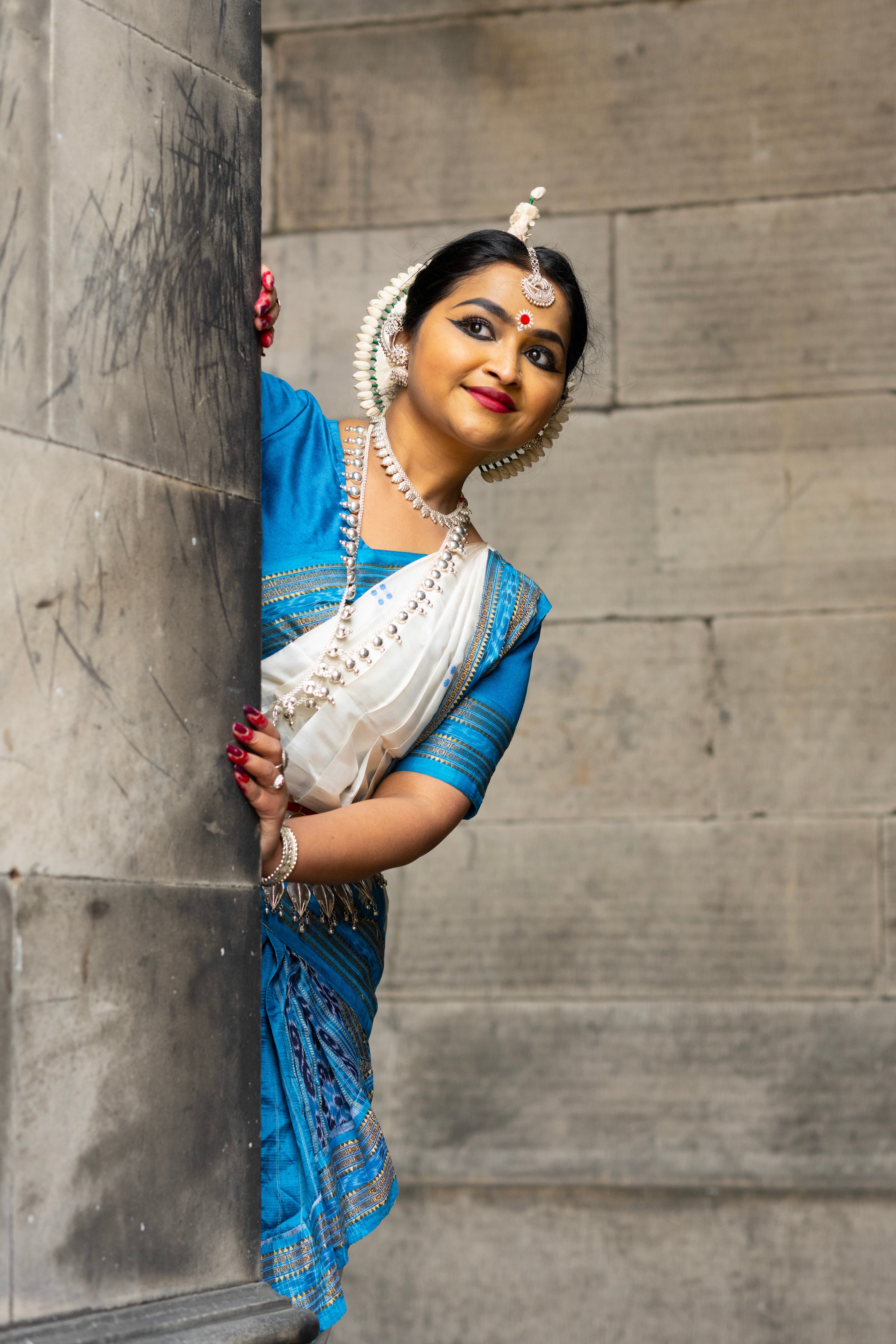 Classical Odissi stance